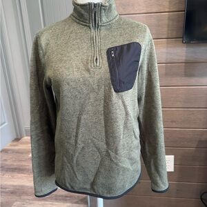 Urban pipeline quarter zip pullover